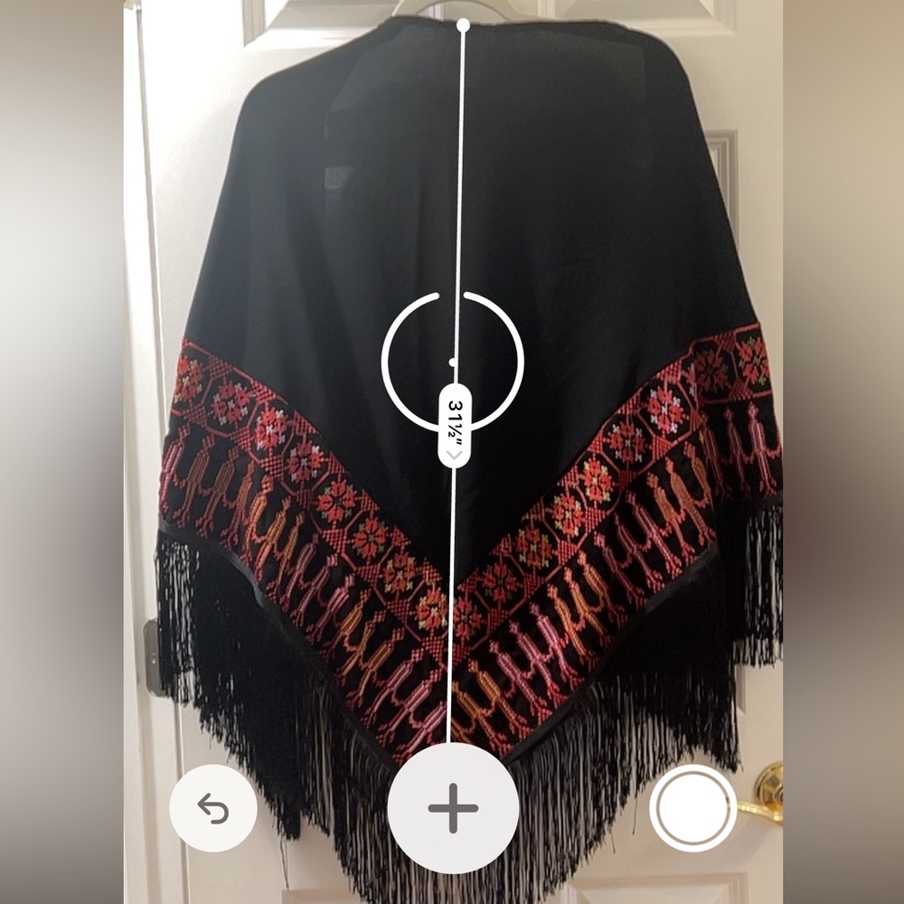- Hand stitched Palestinian embroidery shawl with fringe - Picture 3 of 4